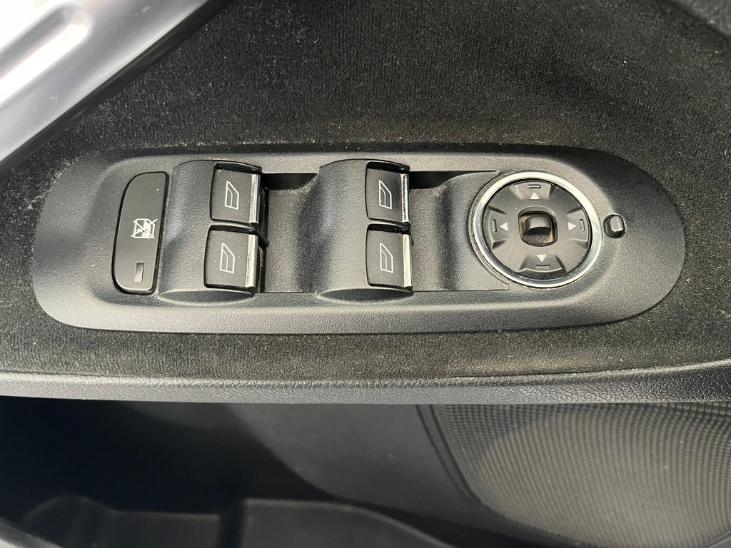 ford-galaxy-2-0-tdci-ghia - 9