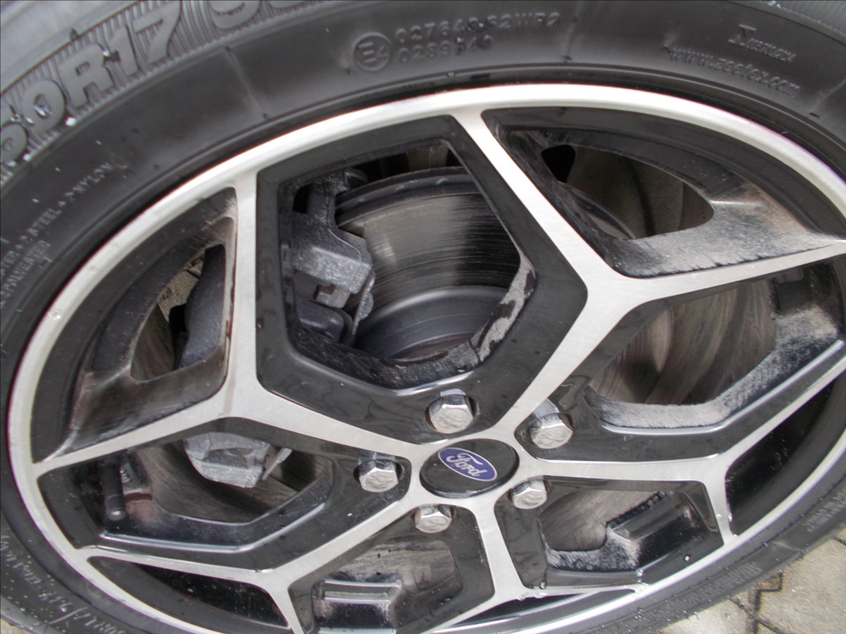 ford-galaxy-2-0-tdci-aut-7-mist-nova-prevodovka-pekne - 6