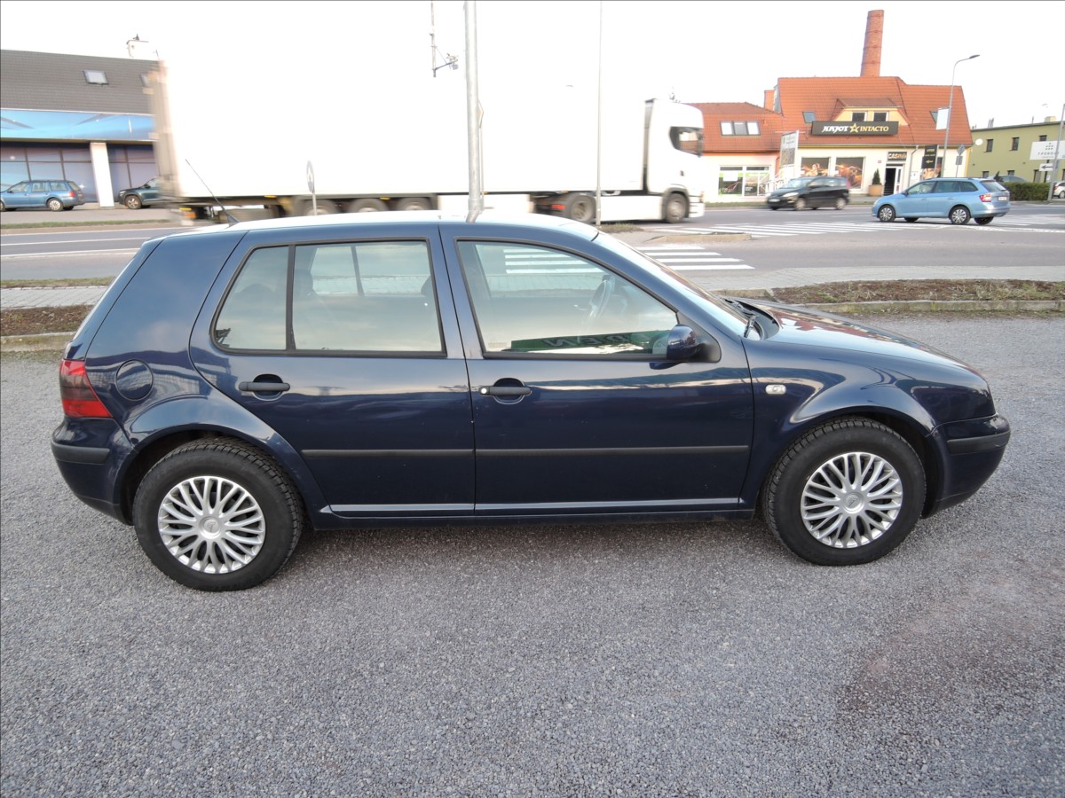 volkswagen-golf-1-6-i - 4