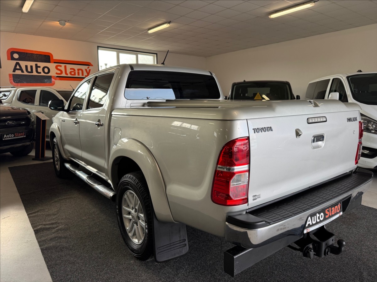 toyota-hilux-3-0-d-4d-manual-po-servisu - 4