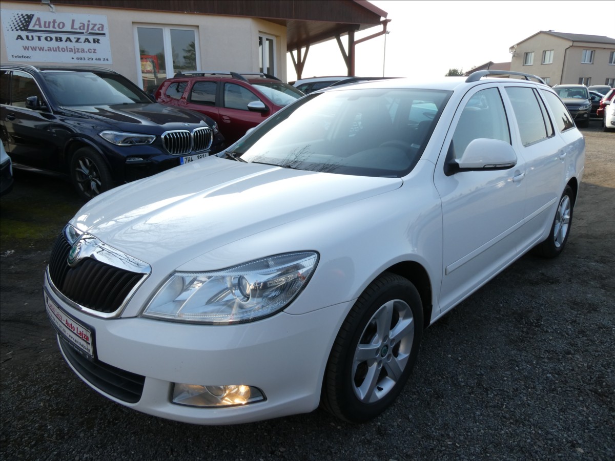skoda-octavia-2-0-tdi-103kw-1-majitel-2xkola - 2