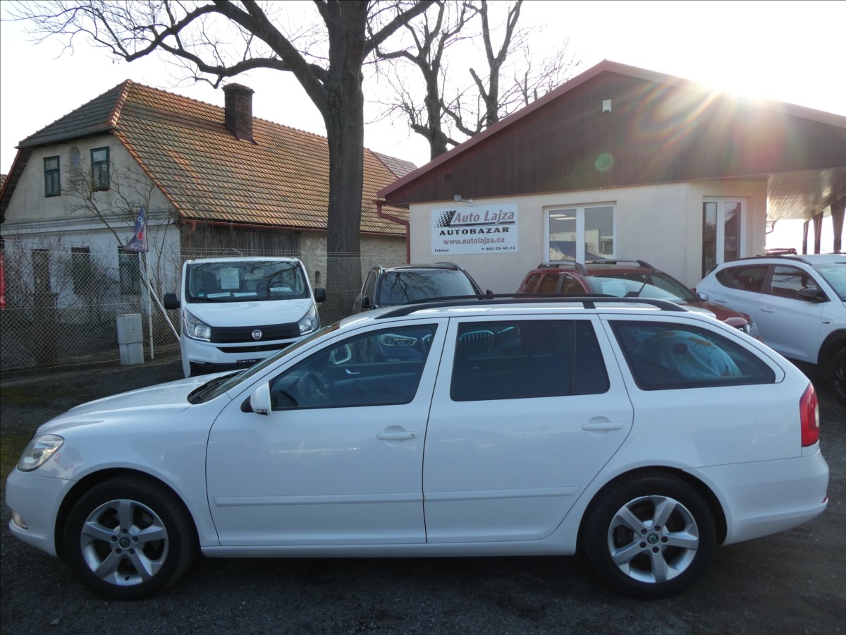 skoda-octavia-2-0-tdi-103kw-1-majitel-2xkola - 5