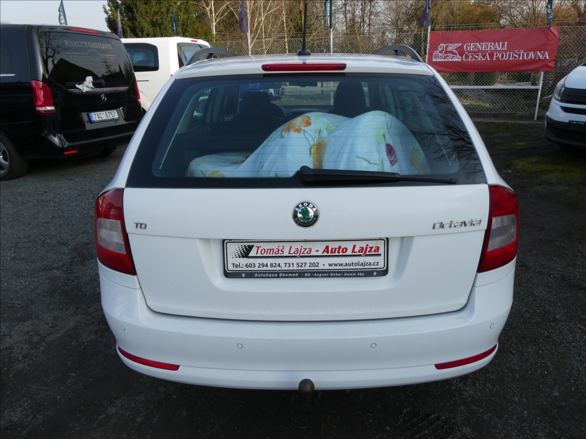skoda-octavia-2-0-tdi-103kw-1-majitel-2xkola - 7