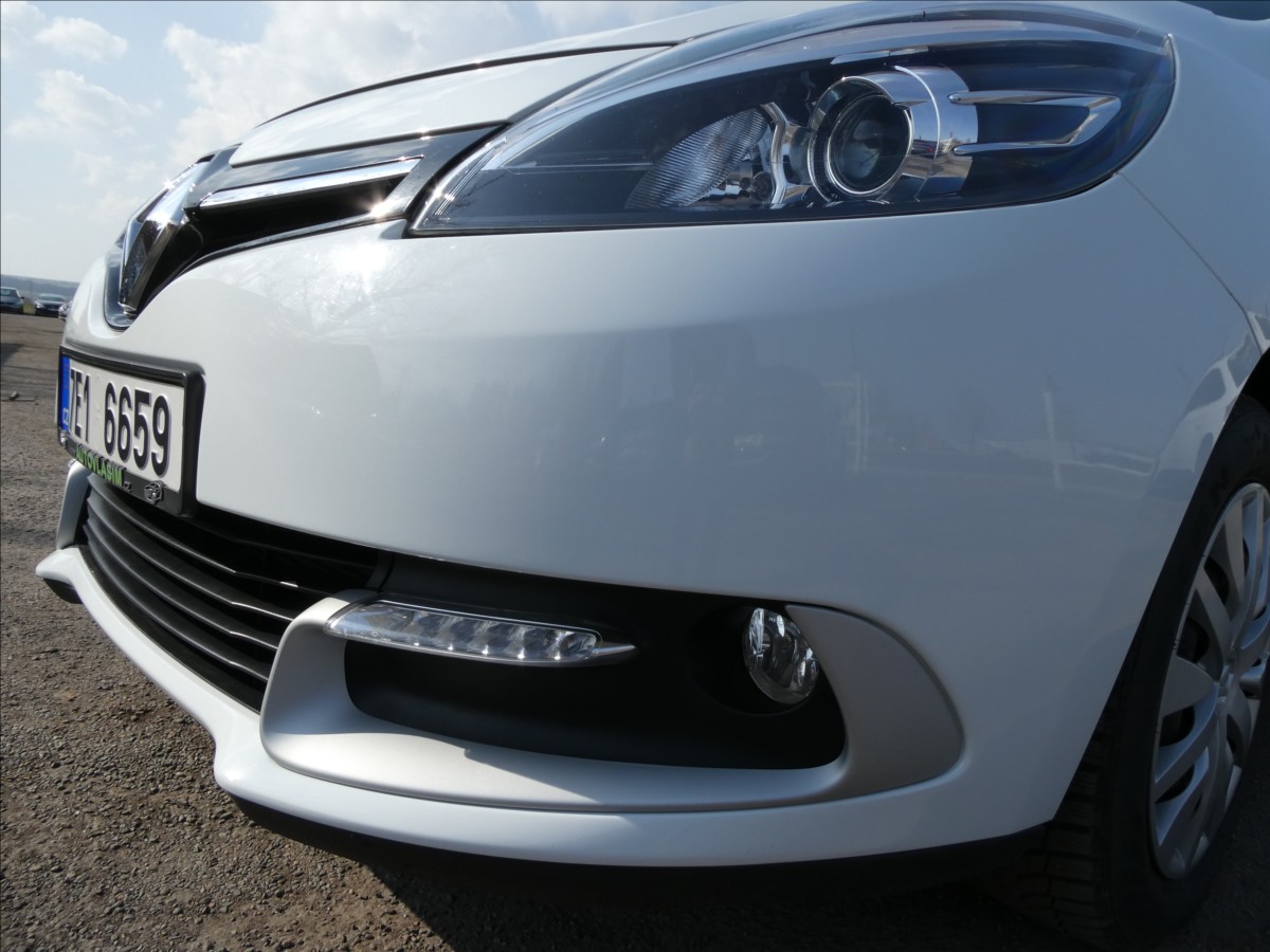 renault-scenic-1-5-dci-81kw-limited-automat-navigace - 3