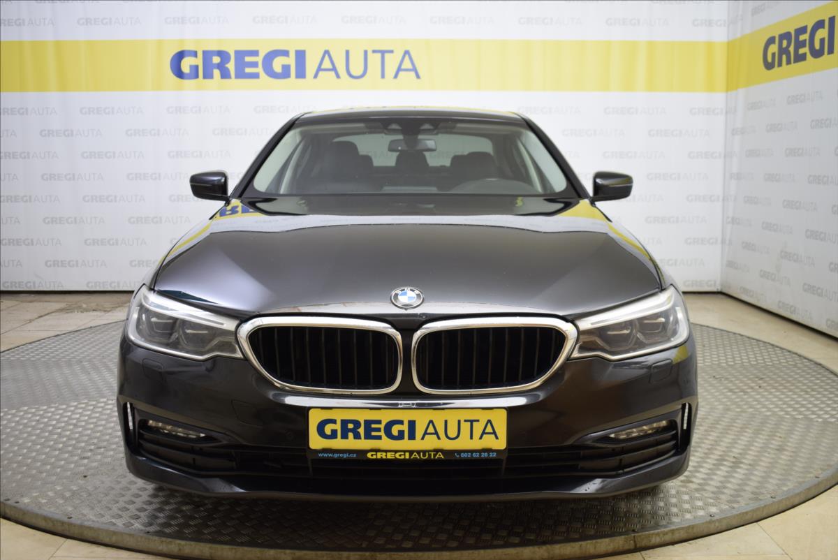 BMW Řada 5 530Xd 1.MAJ.,SPORT-LINE