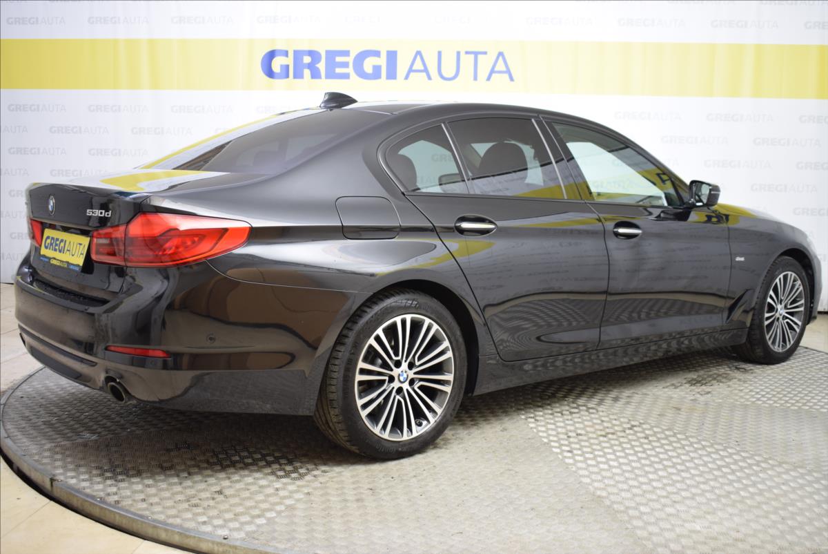 bmw-rada-5-530xd-1-maj-sport-line - 4