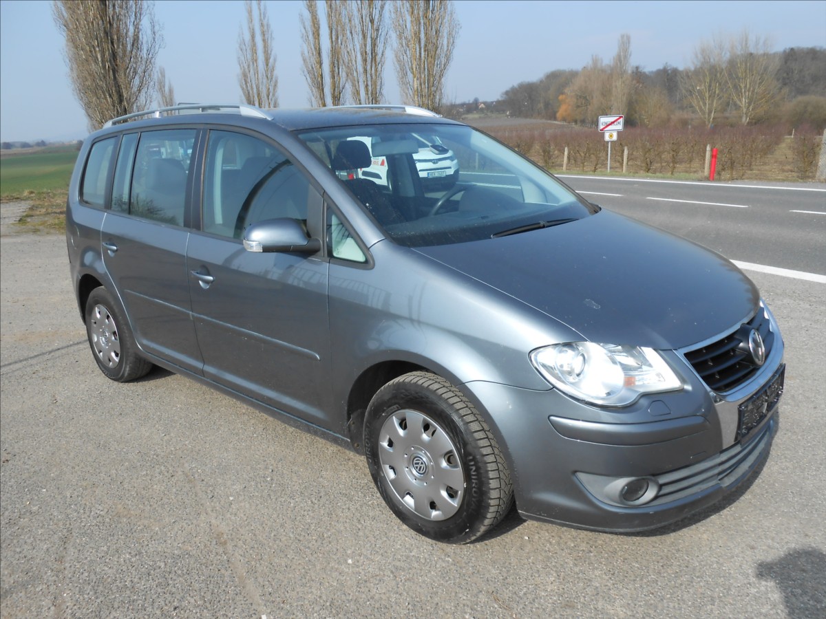 volkswagen-touran-2-0-103-kw-klima-historie - 8