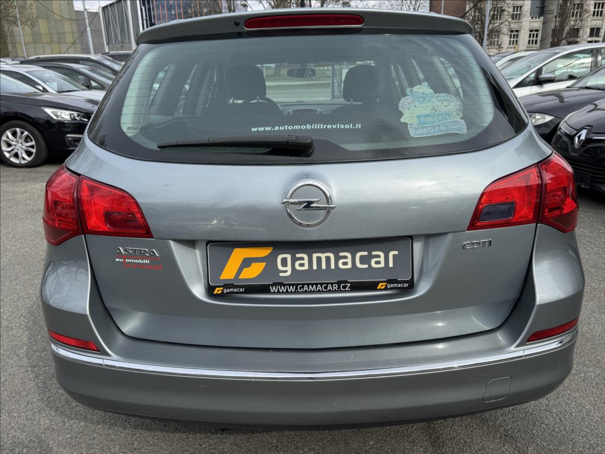 opel-astra-1-7-facelift-nove-pneu - 8