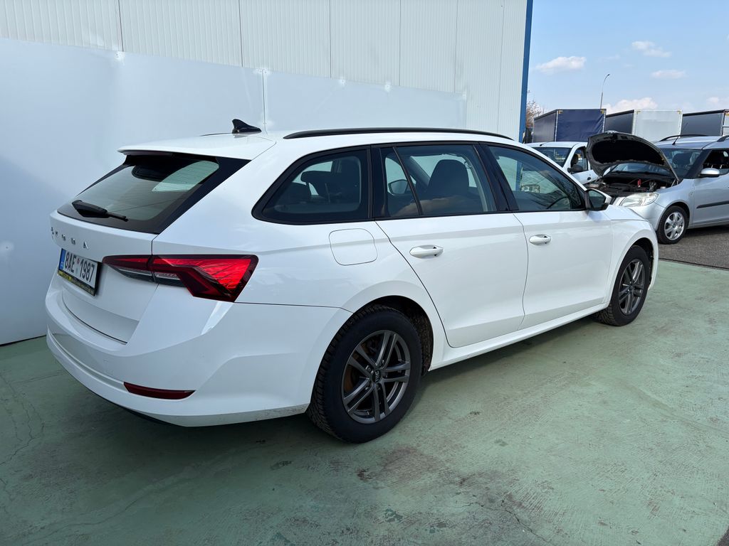 skoda-octavia-1-5-tsi-110kw-combi-dph - 1