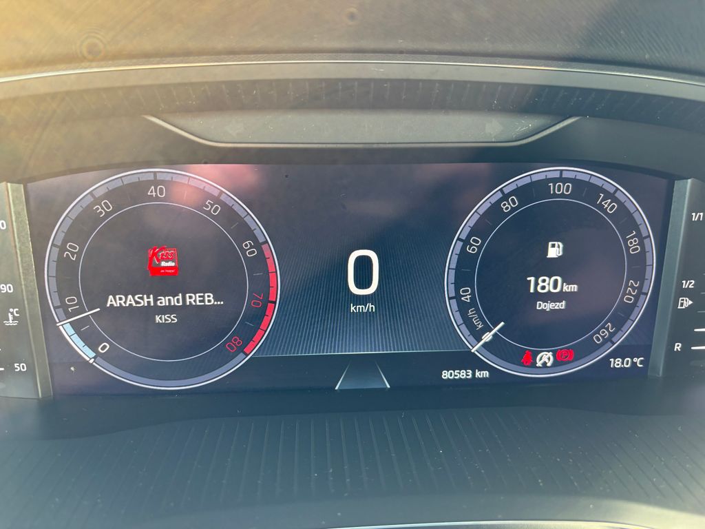 skoda-octavia-1-5-tsi-110kw-combi-dph - 8