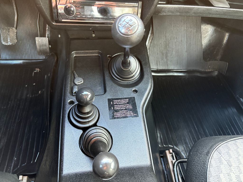 lada-niva-1-7-60kw-4x4-tazne - 9