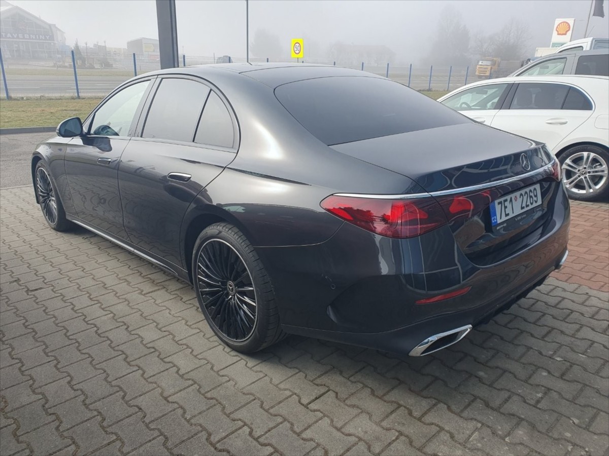 mercedes-benz-tridy-e-2-0-e-220d-4m - 2