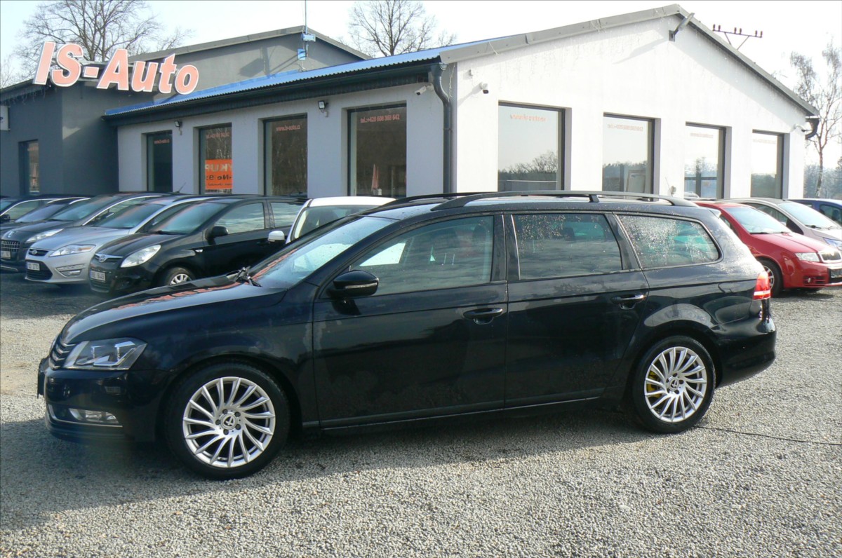 Volkswagen Passat Variant 2,0 TDi COMFORTLINE