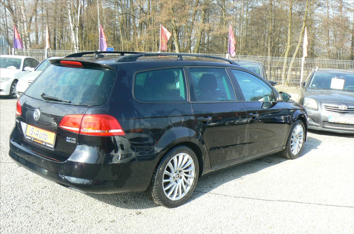 volkswagen-passat-variant-2-0-tdi-comfortline - 4