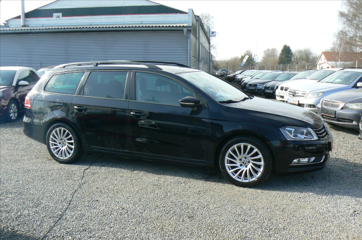 volkswagen-passat-variant-2-0-tdi-comfortline - 6