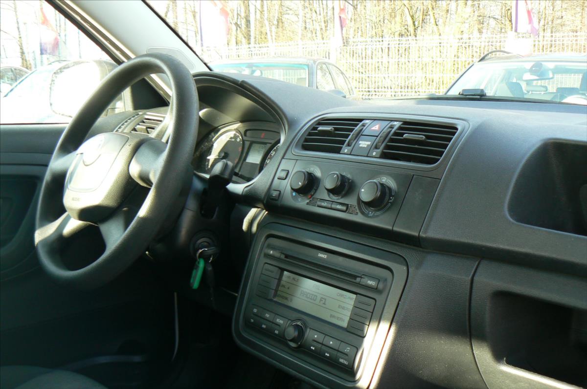skoda-fabia-1-2-htp - 8