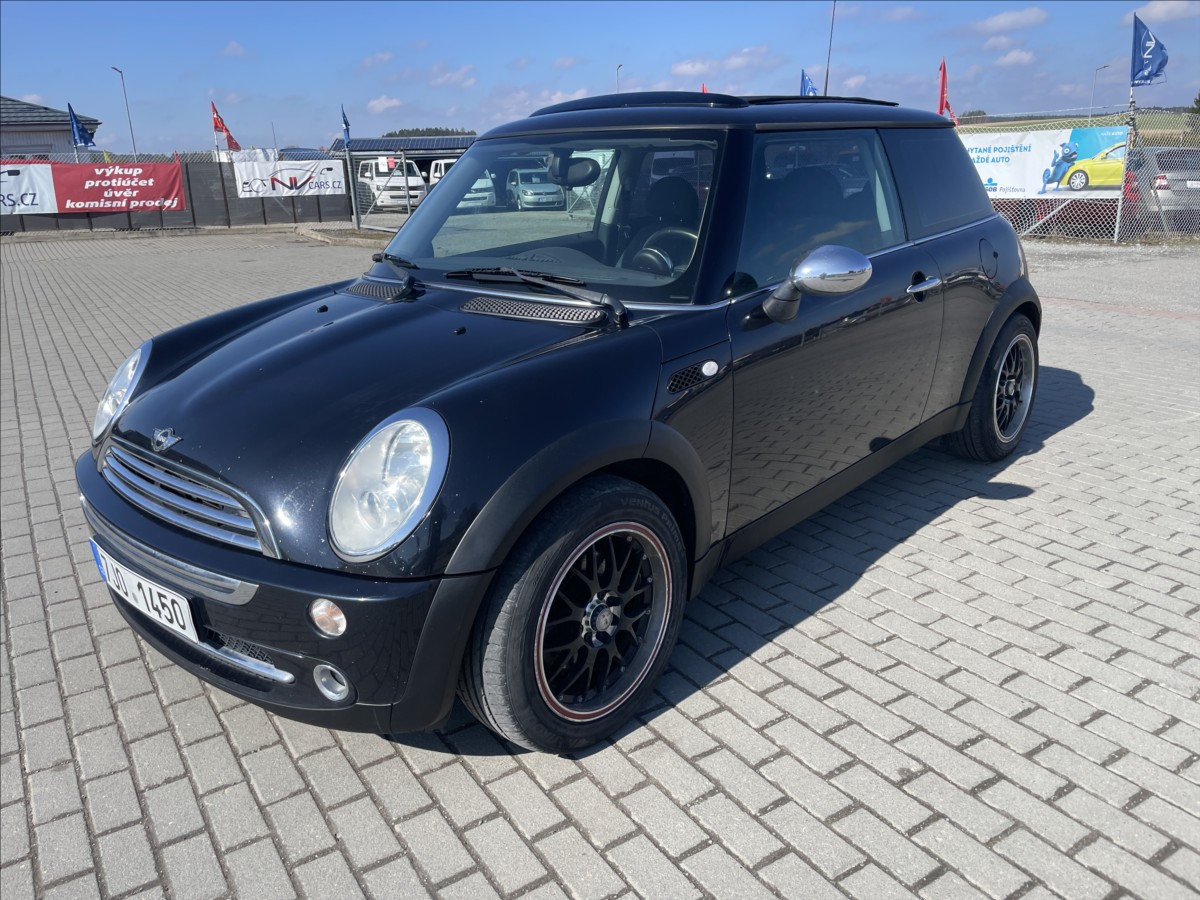 Mini One 1,6 i 66kw shrnovací střecha