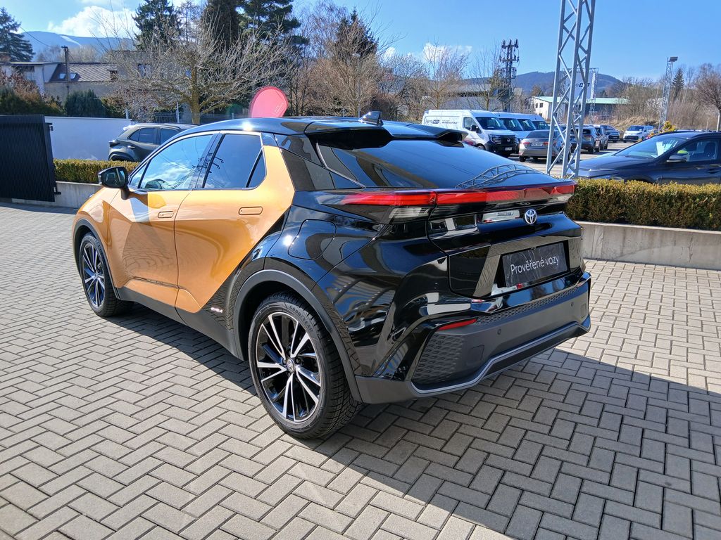 toyota-c-hr-2-0-h-4x4-executive-pe-vip-jbl - 3
