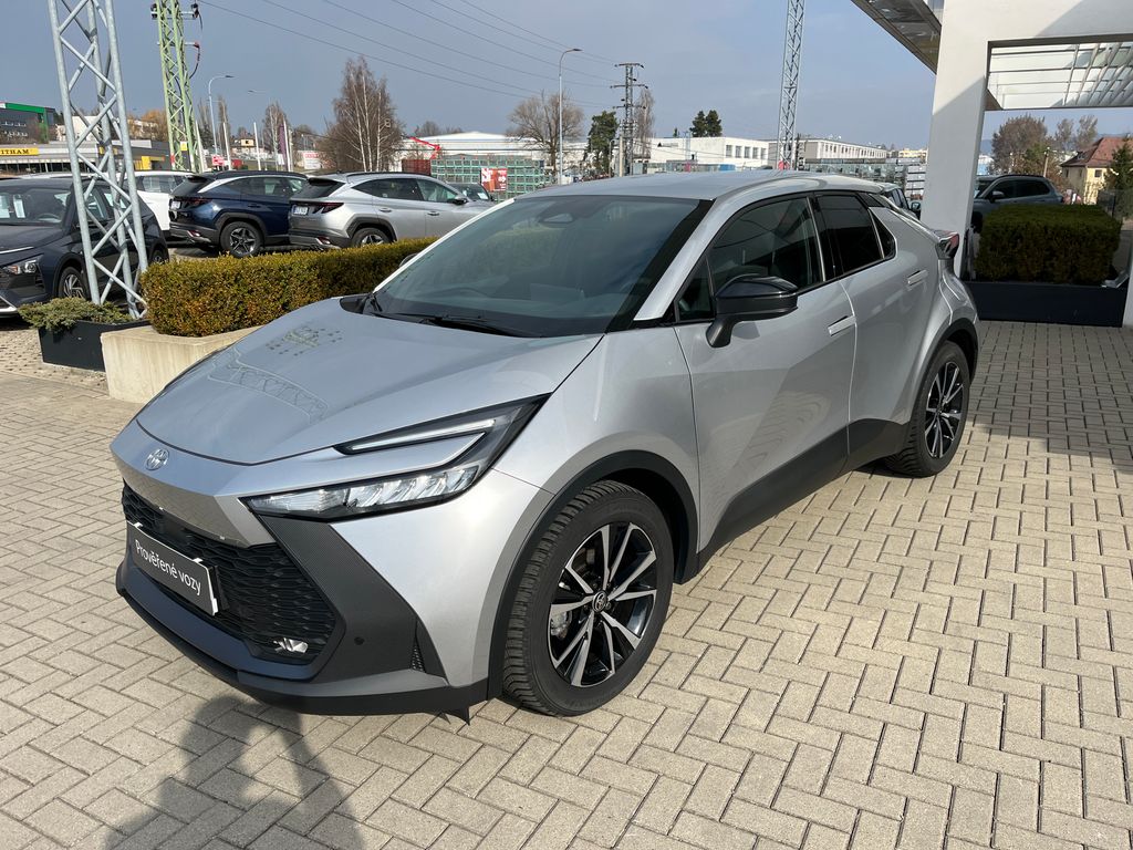 toyota-c-hr-2-0-hybrid-e-cvt-style - 1