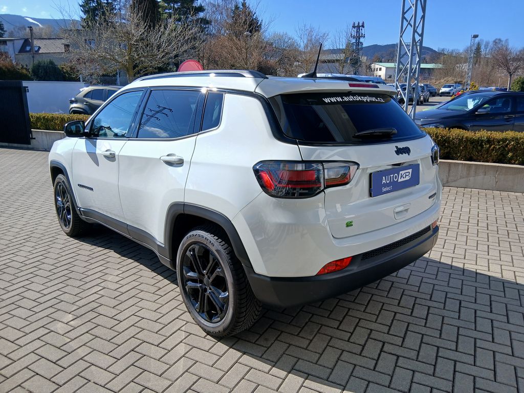 jeep-compass-1-5-e-hybrid-dct-night-eagle - 3
