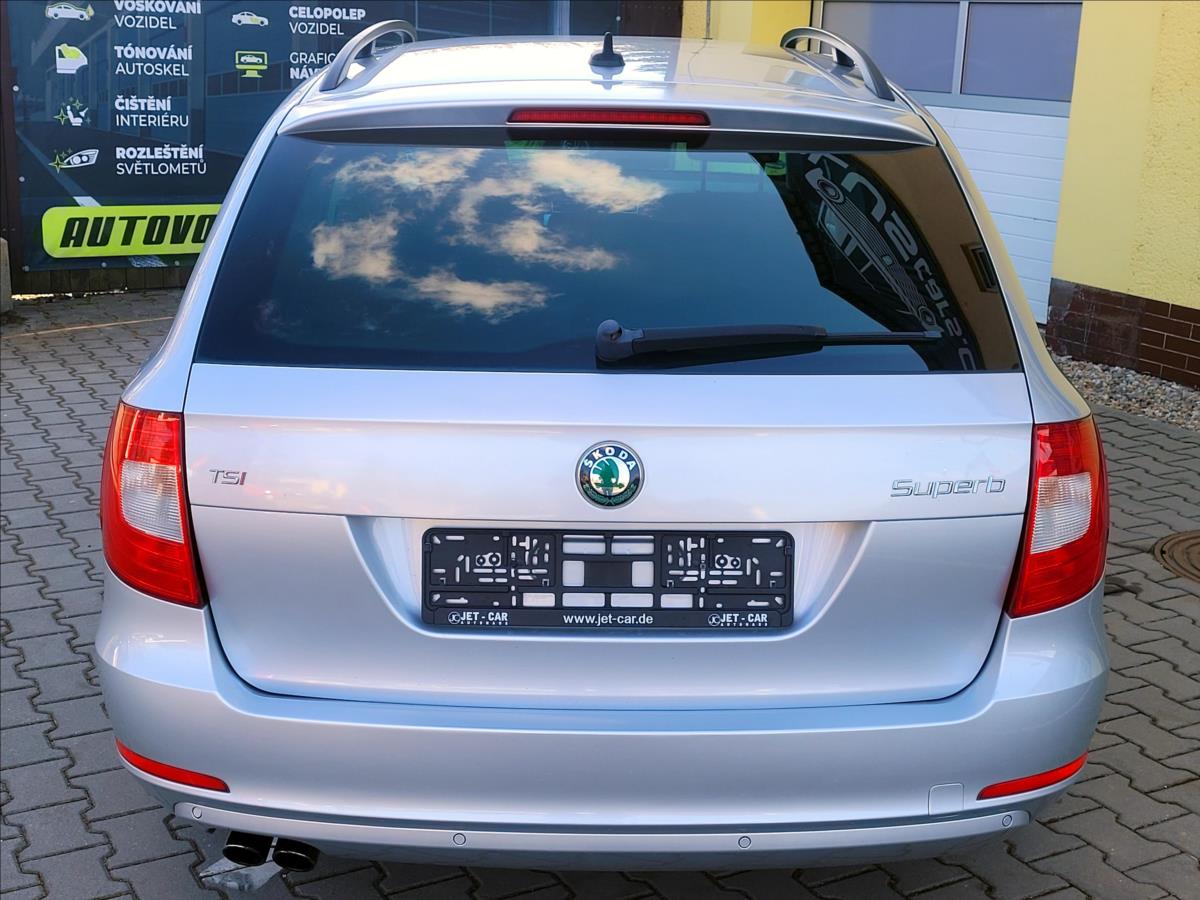 skoda-superb-1-8-tsi-1-maj-nove-rozvody - 9