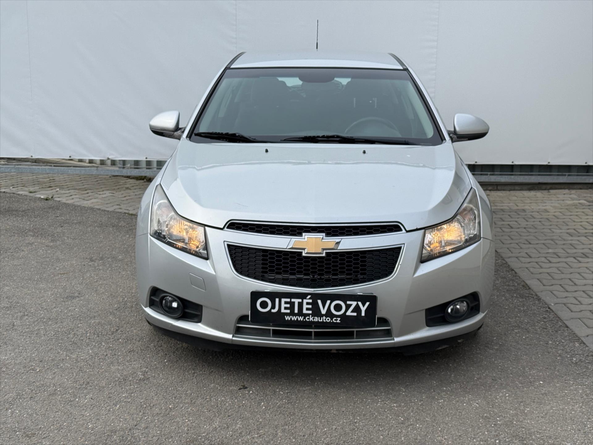 chevrolet-cruze-2-0-vcdi - 1