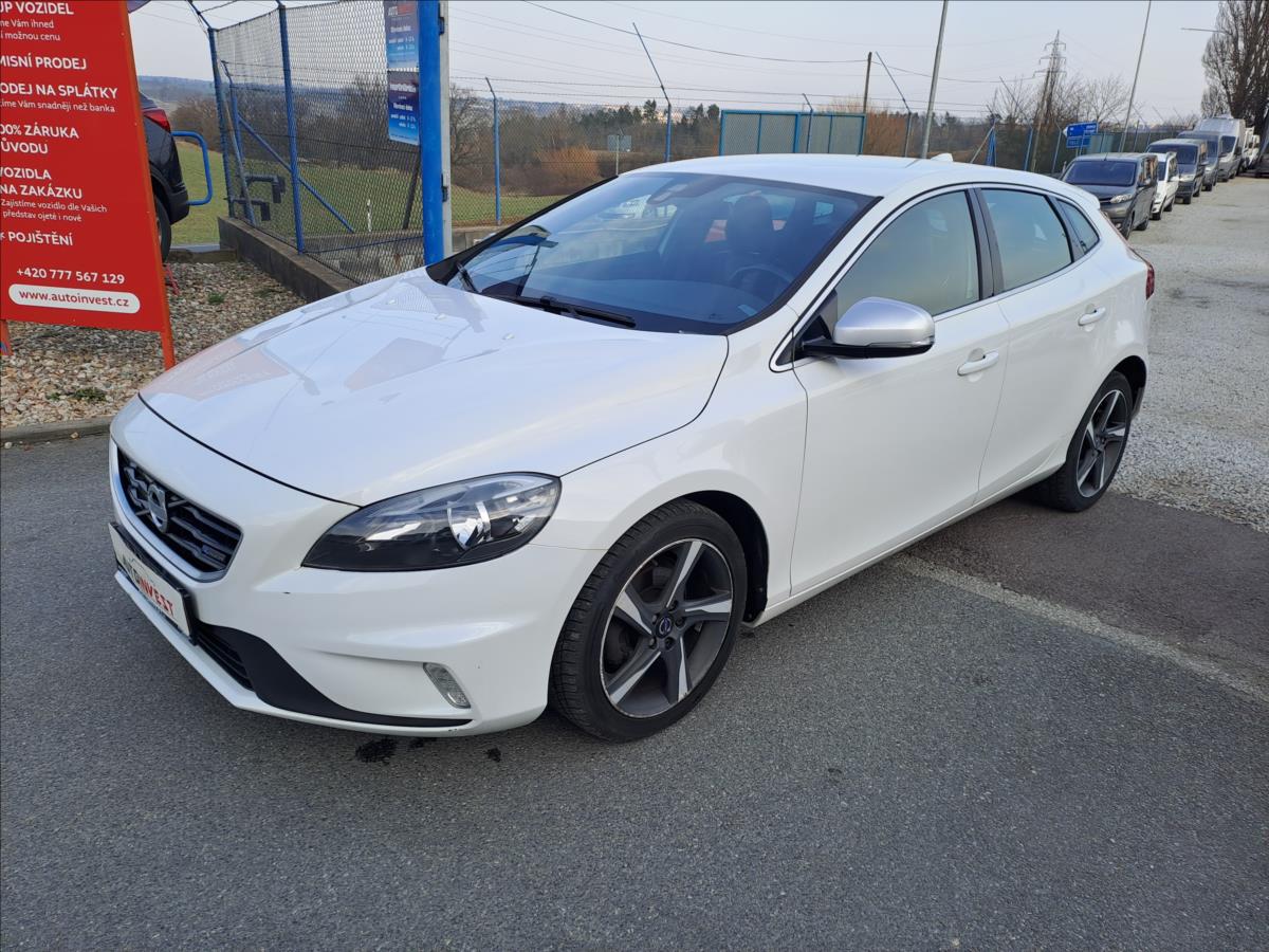 Volvo V40 1,6 D2 R-DESIGN
