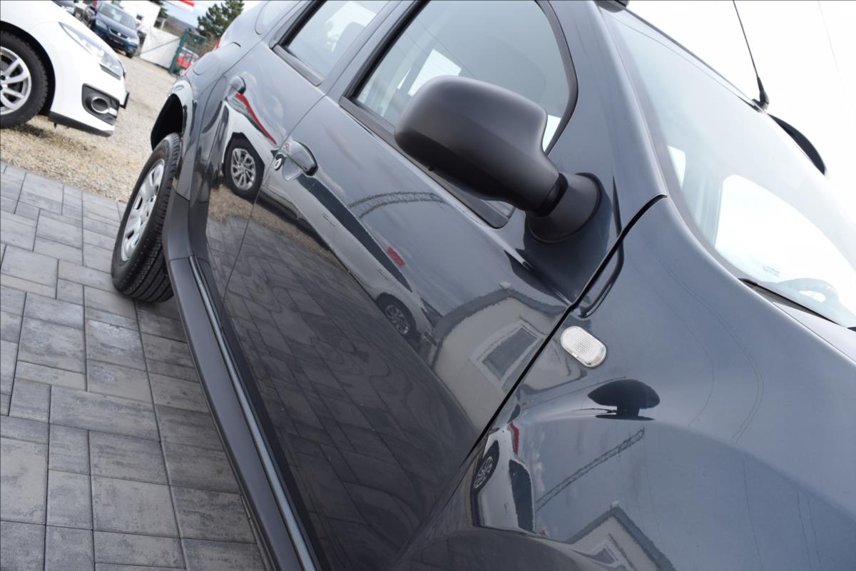 dacia-duster-1-2-i-92kw-po-stk-navi-klima - 8