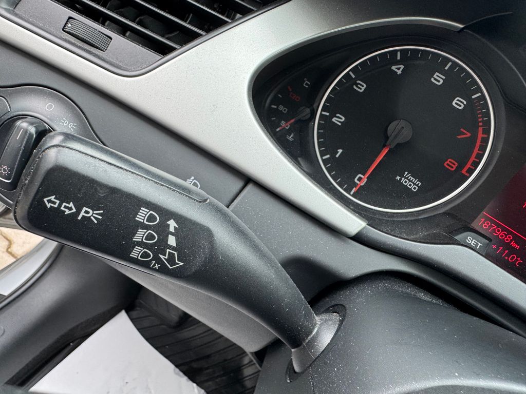 audi-a4-1-8-tfsi-limousine - 7