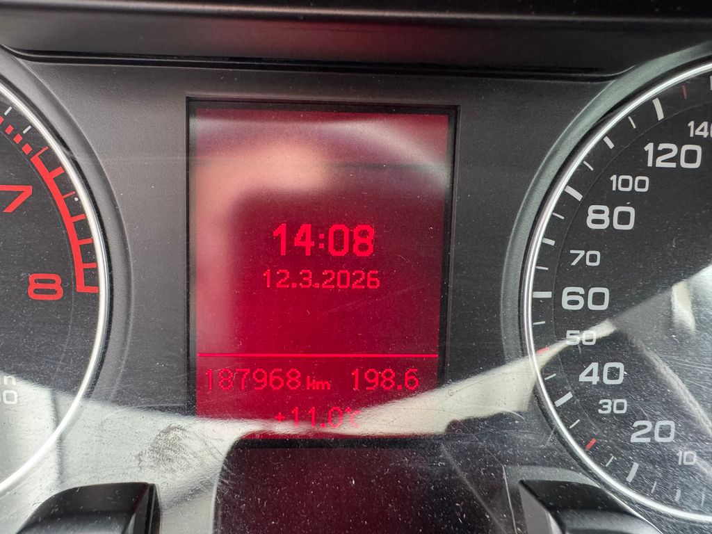audi-a4-1-8-tfsi-limousine - 9