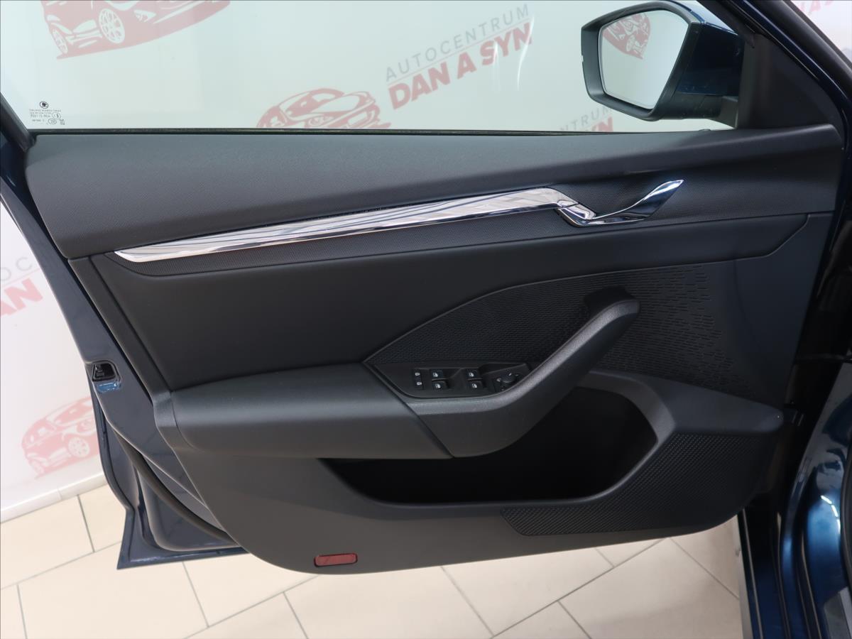 skoda-octavia-2-0-tdi-style-1-maj-cz - 9