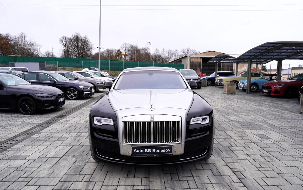 Rolls-Royce Ghost Ghost  II  6.6i V12/570PS