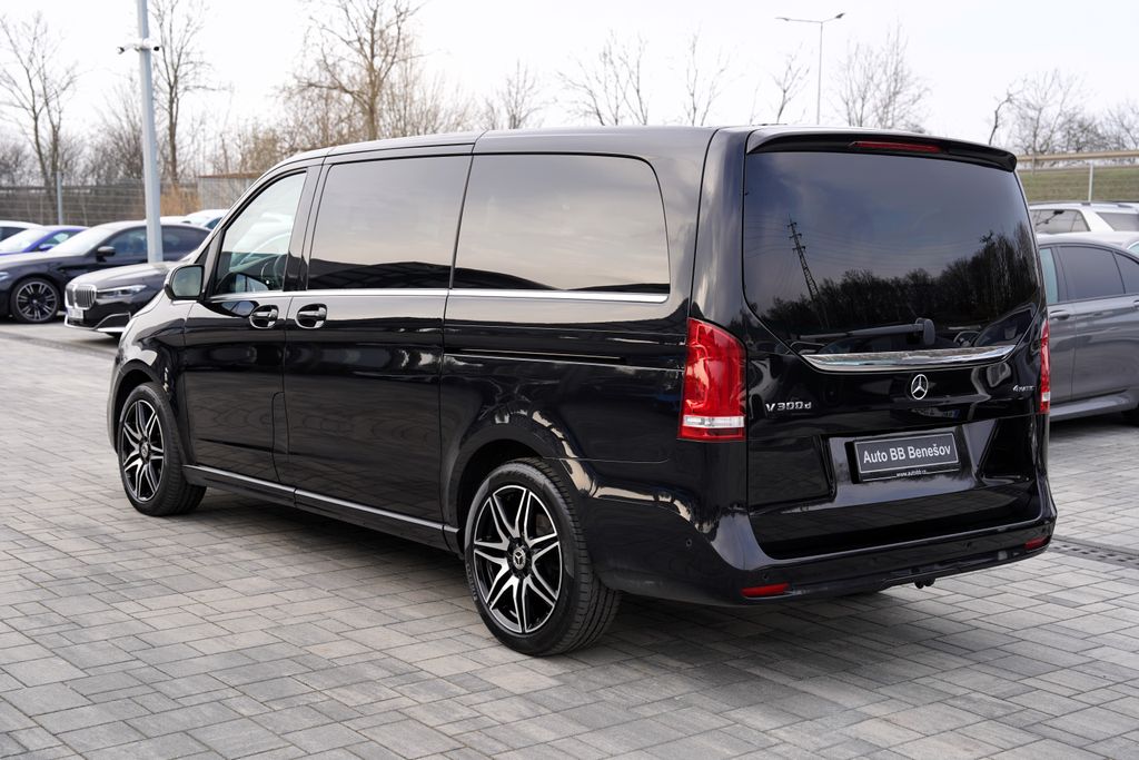 mercedes-benz-tridy-v-v300dl-4matic-amg-burmester-cr - 3