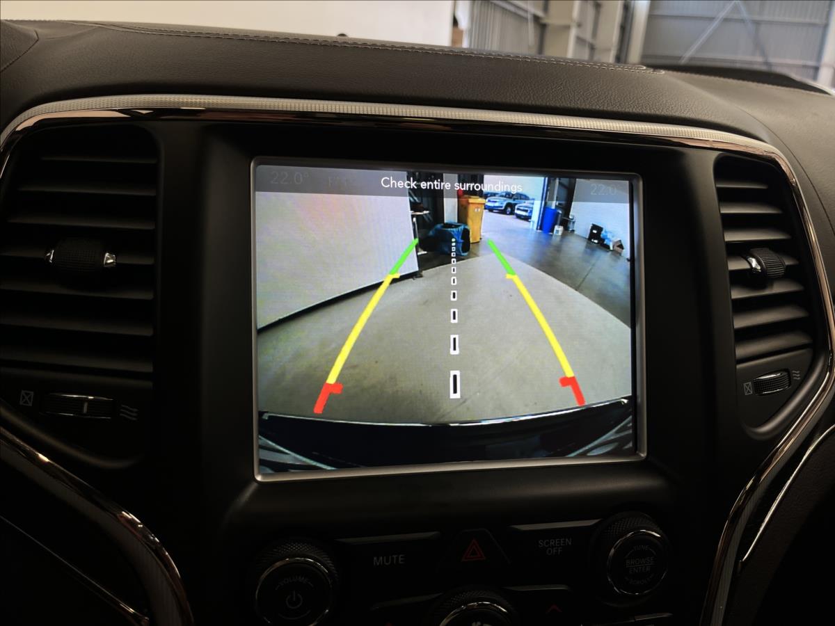 jeep-grand-cherokee-3-0-crd-summit-8at-4x4 - 9