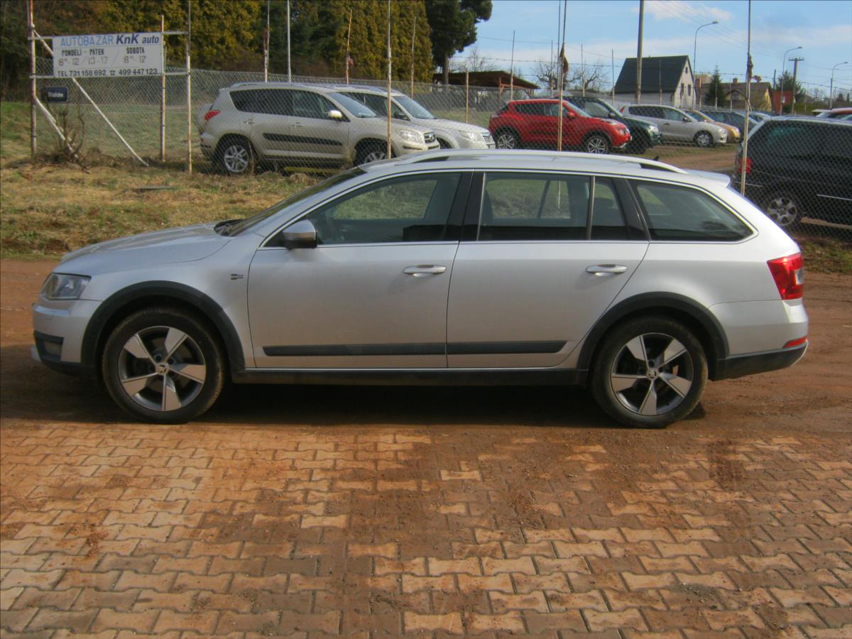 skoda-octavia-2-0-kombi-4x4 - 2