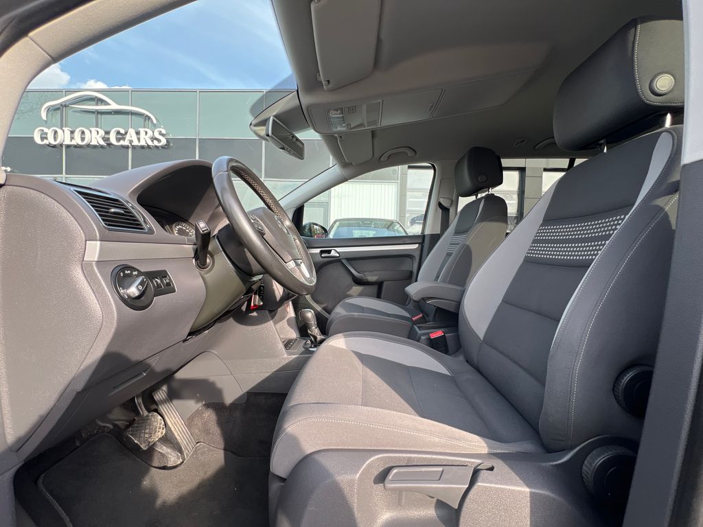 volkswagen-touran-1-6-tdi-105k-comfortline - 7