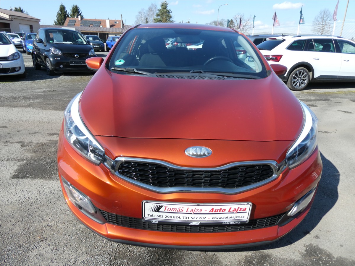kia-ceed-1-6-gdi-99kw-emotion-2xkola - 2