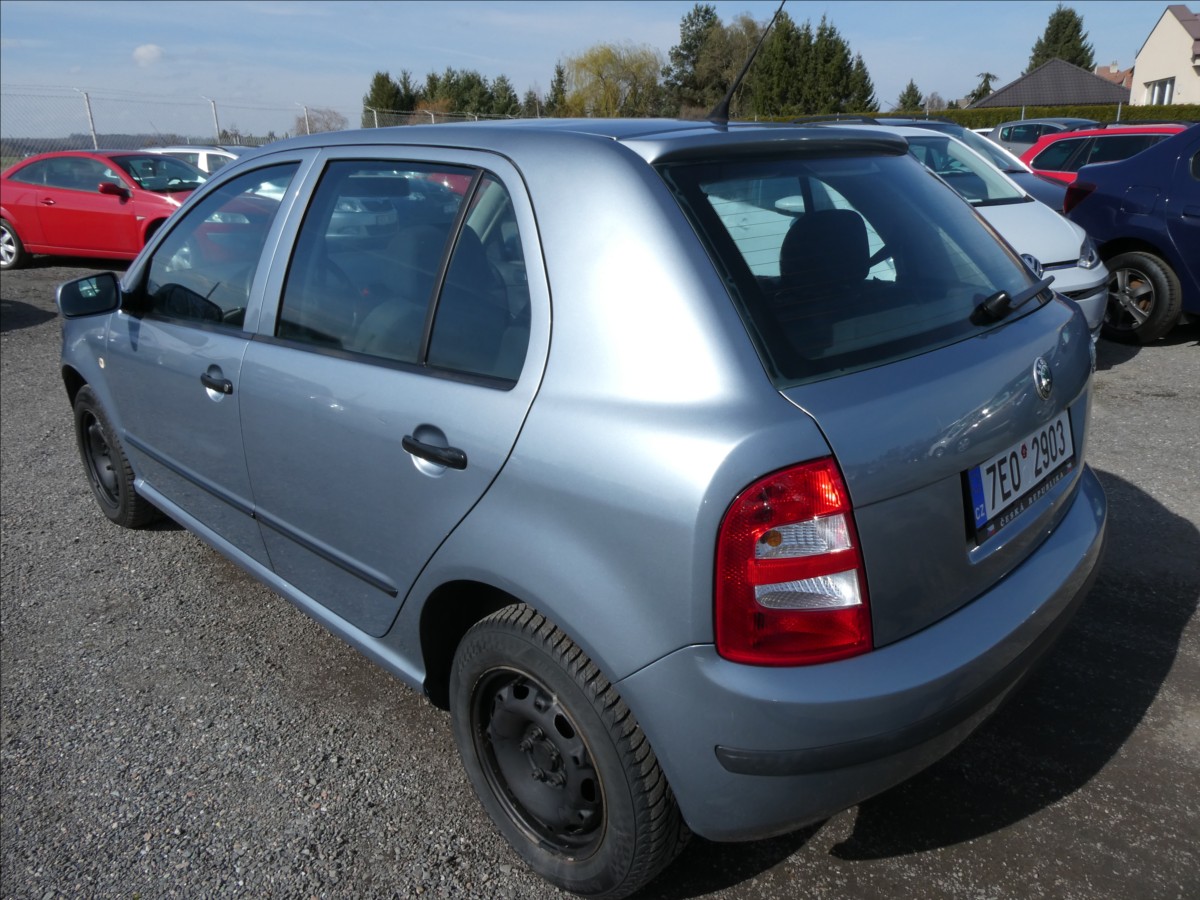skoda-fabia-1-9-sdi-47kw-klima - 4
