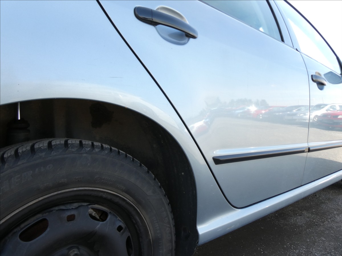 skoda-fabia-1-9-sdi-47kw-klima - 9