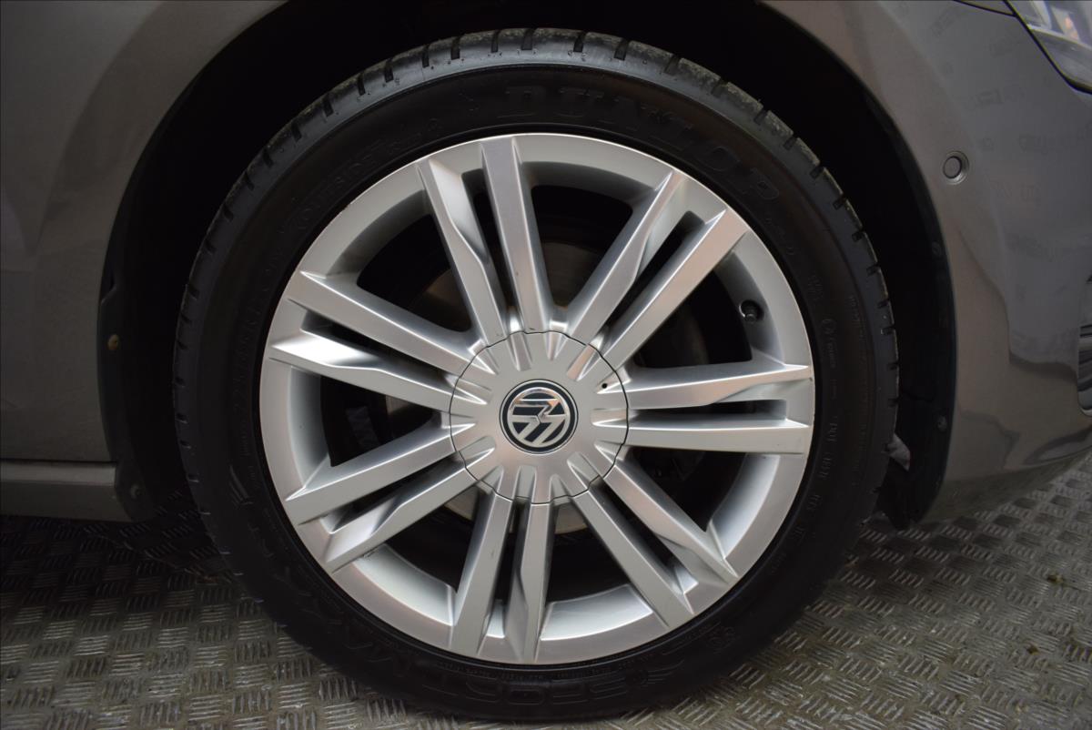 volkswagen-golf-1-4-tsi-vii-dsg-top-stav-po-tk - 8