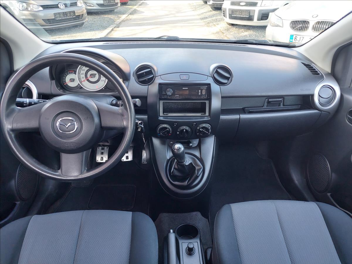 mazda-2-1-3-16v - 9