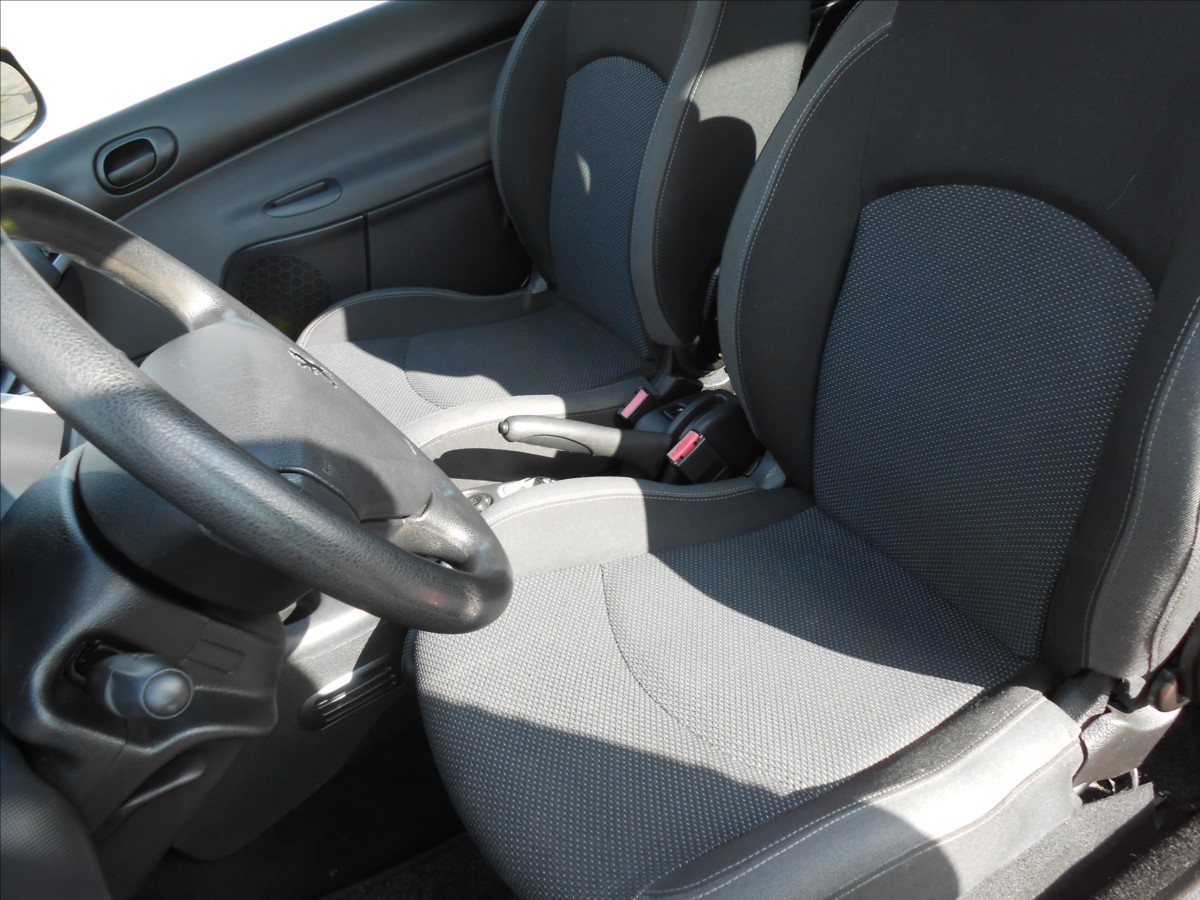 peugeot-206-1-1-i-44-kw-plus-serviska - 7