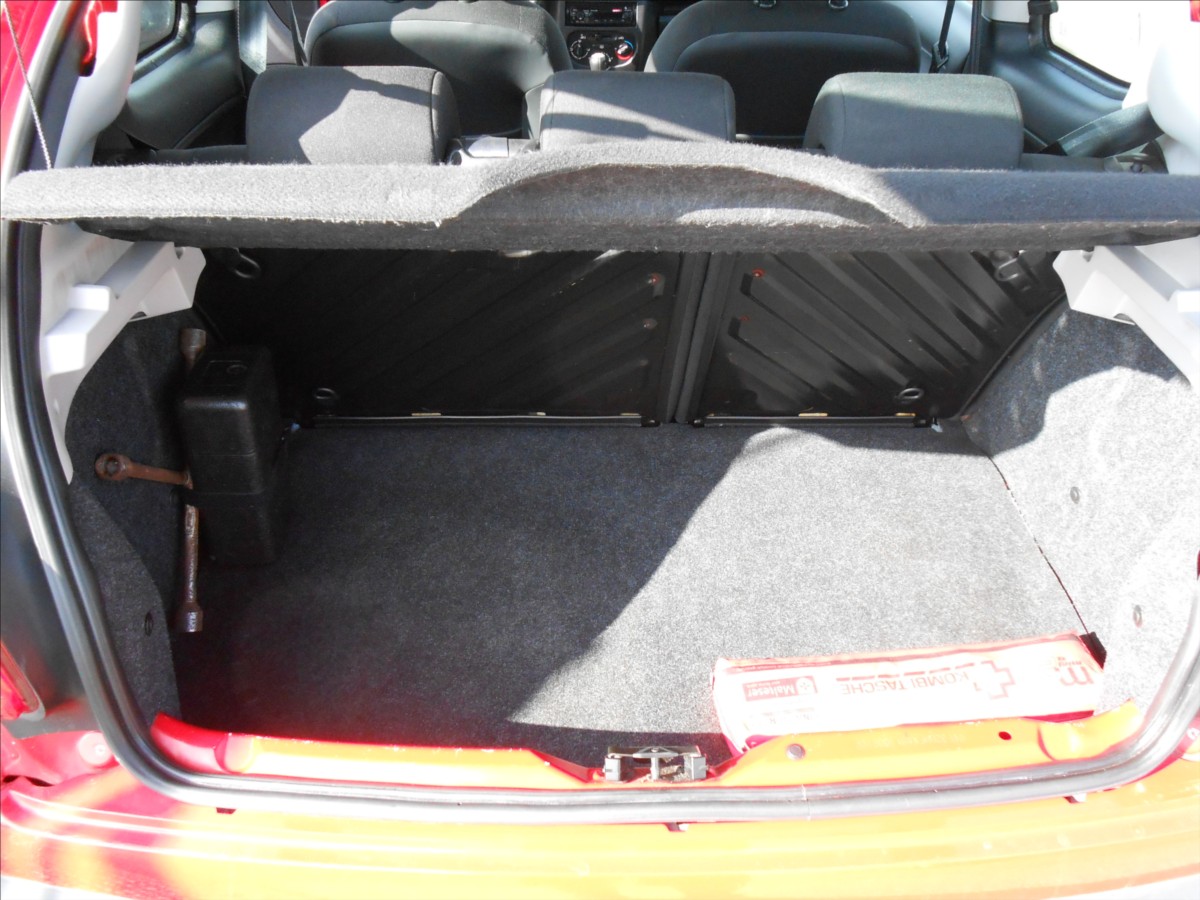 peugeot-206-1-1-i-44-kw-plus-serviska - 9