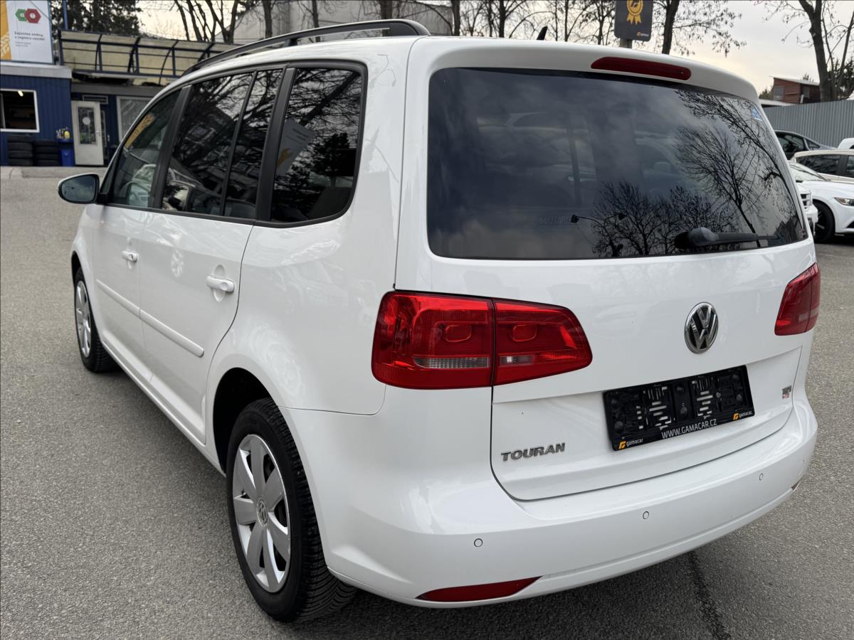 volkswagen-touran-1-6-tdi-bez-koroze - 9