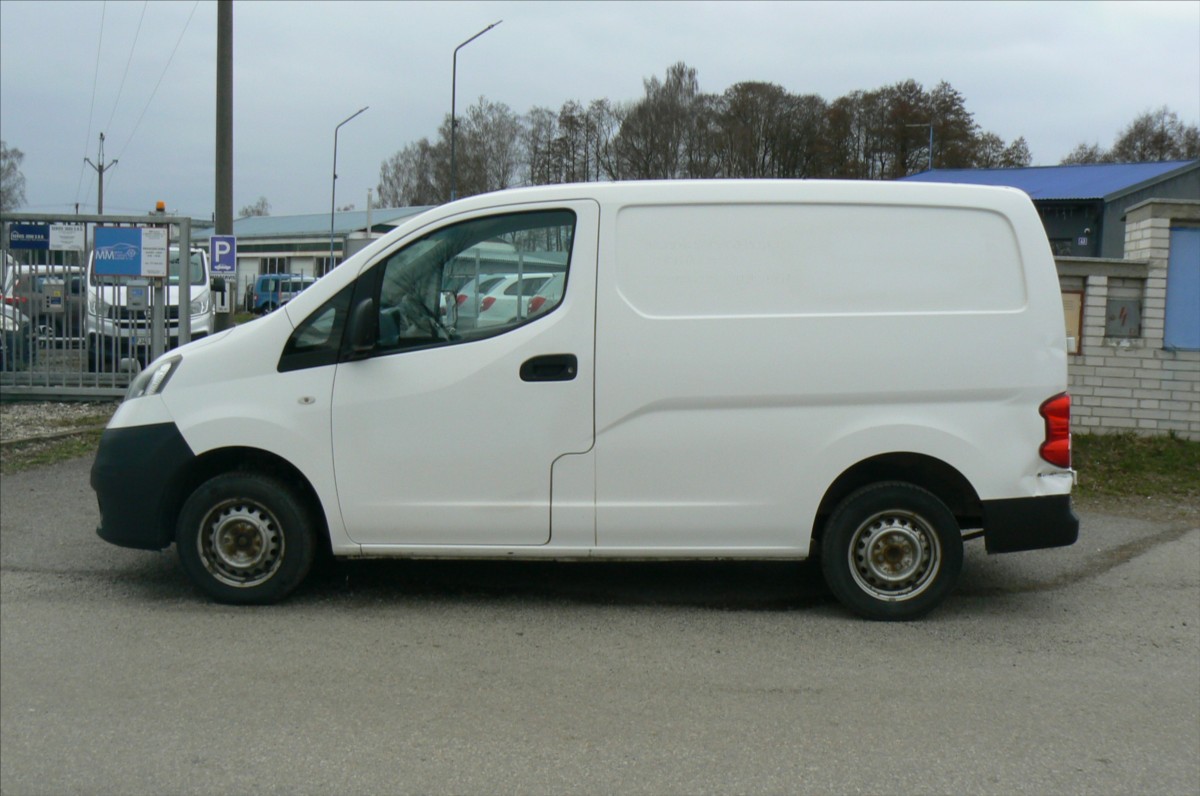 nissan-nv200-1-5-dci-navigace-kamera-2-mista - 7