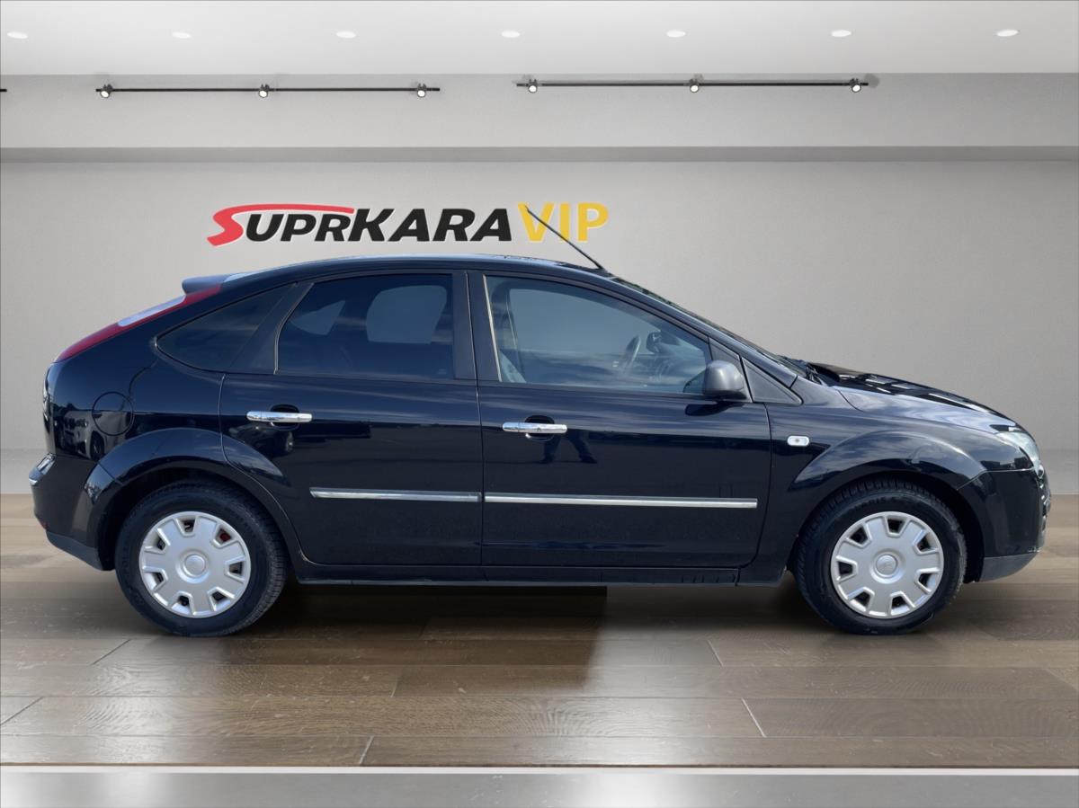 ford-focus-1-6-i-rezervace - 3