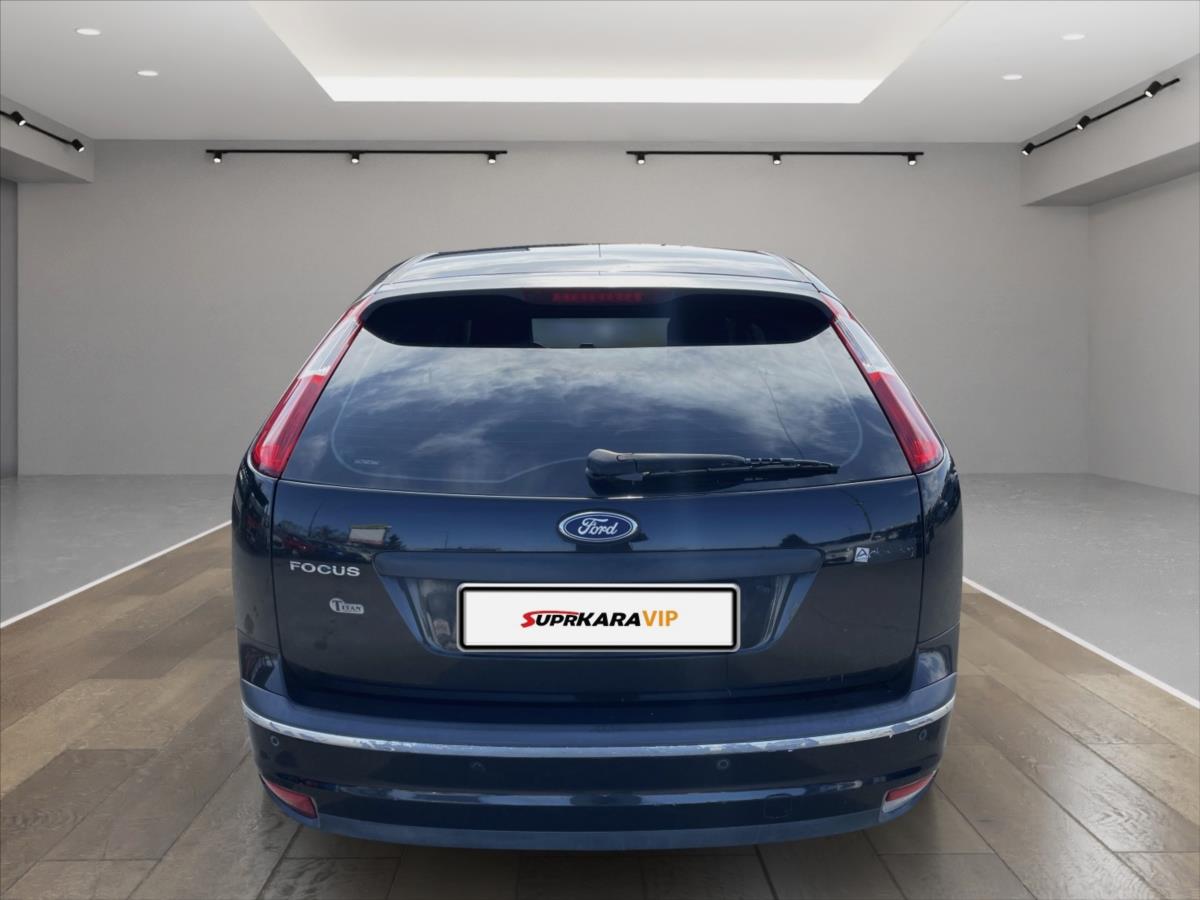 ford-focus-1-6-i-rezervace - 5