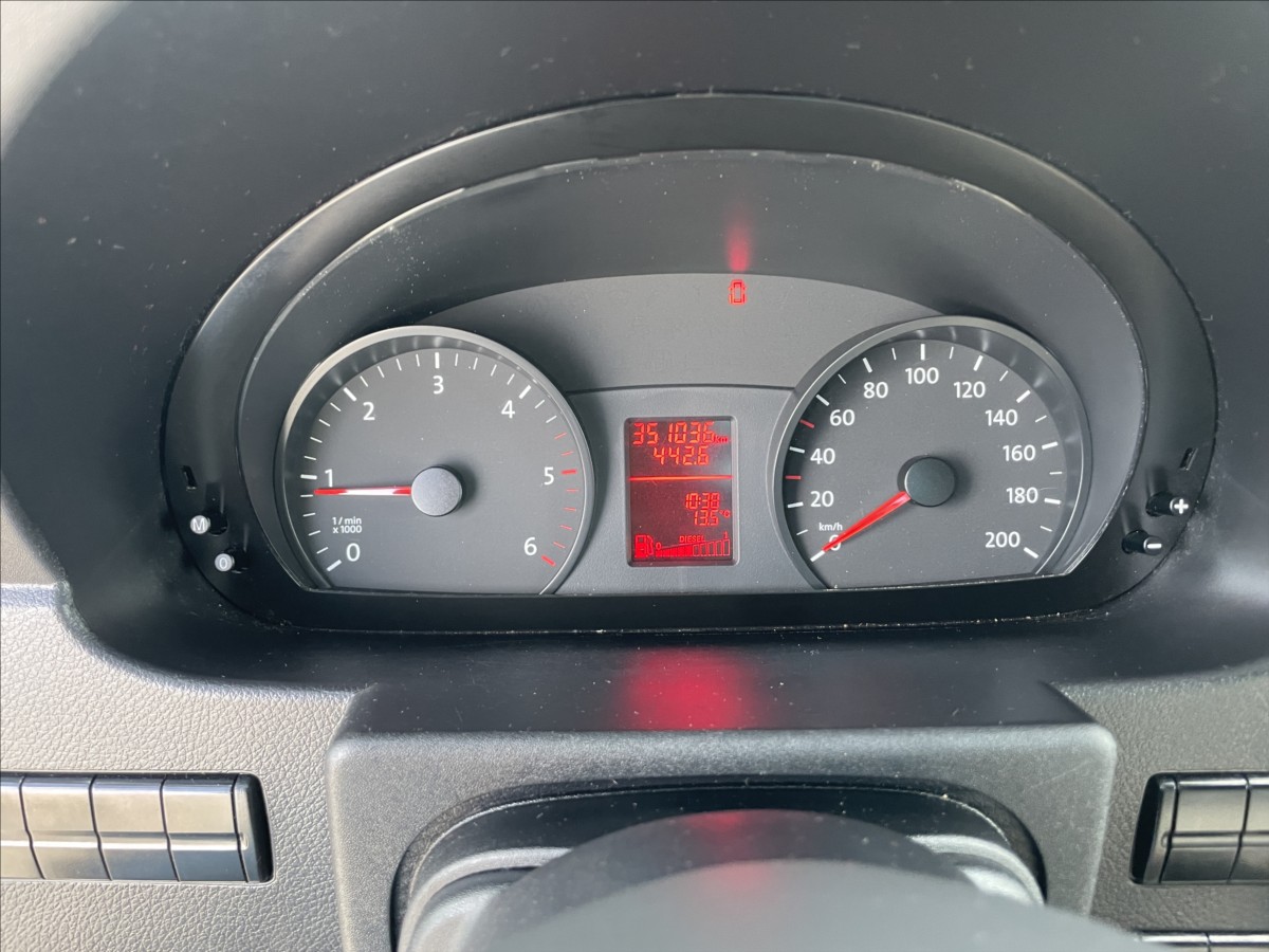 volkswagen-crafter-2-0-tdi-120kw-polointegrovany-vuz - 9