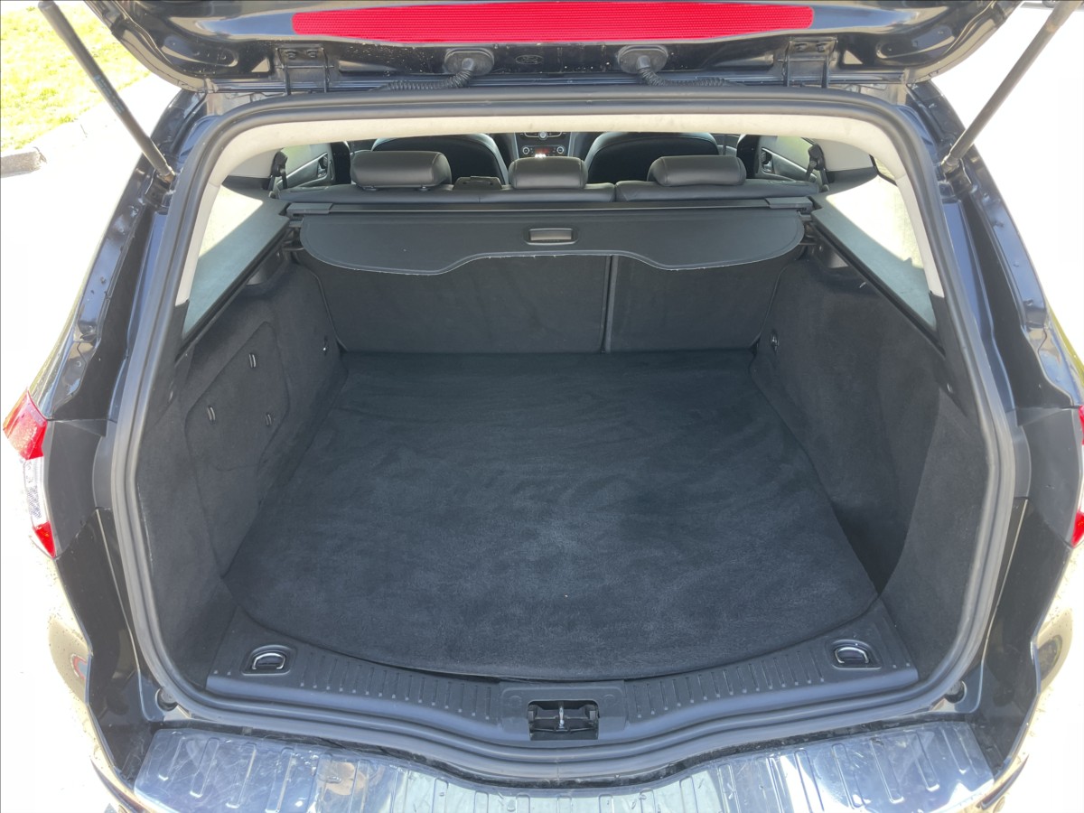 ford-mondeo-2-2-tdci-147kw-automat-aisin-xenon-vyhr-tazne - 8