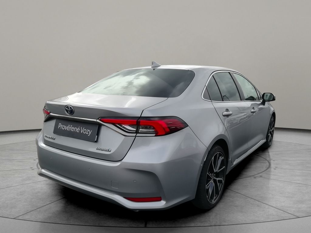 toyota-corolla-executive-1-8-hybrid - 1